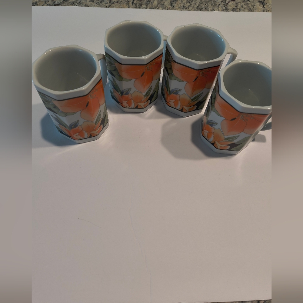 Vintage 1980s Octagonal Shaped Jungle Floral Porcelain Coffee Cups (Set of 4)